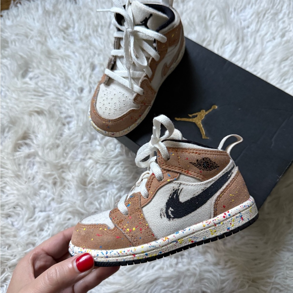 Jordan mids - Picture 5 of 14